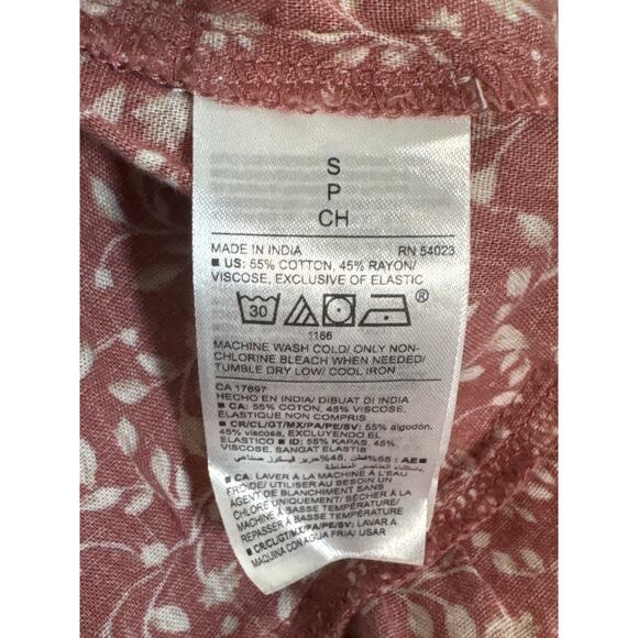 Old Navy Fit & Flare Smocked Floral Maxi Dress Womens Small Mauve Pink Spring - Picture 6 of 7